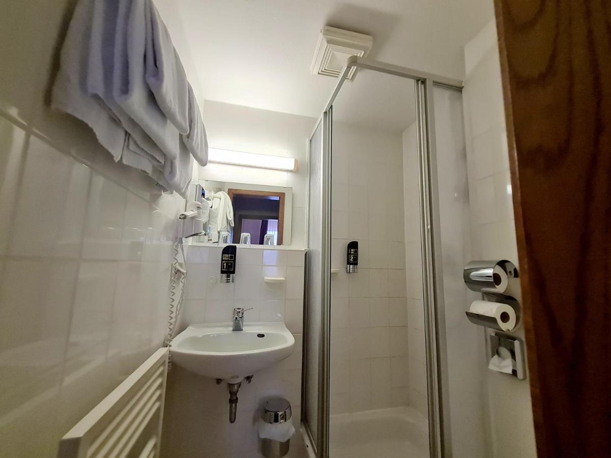 Hotel Am Schloss آلتزي المظهر الخارجي الصورة